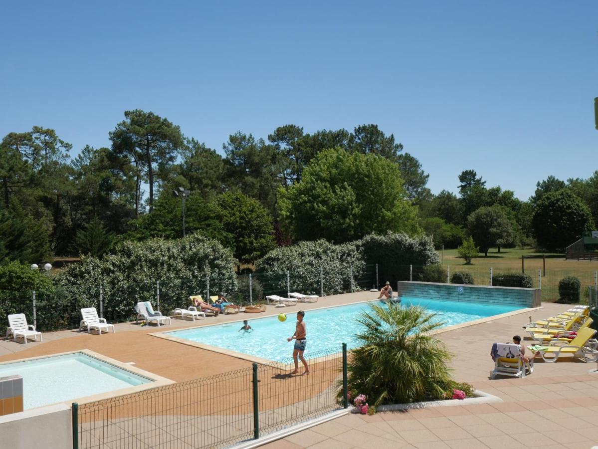 Ulvf Les Hibiscus Hotell Saint-Jean-de-Monts Exteriör bild